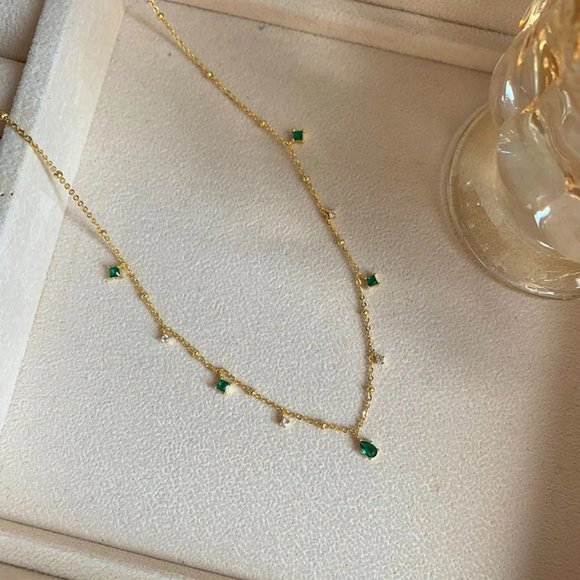 *NEW Gold Emerald Diamond Drop Necklace - Picture 9 of 9